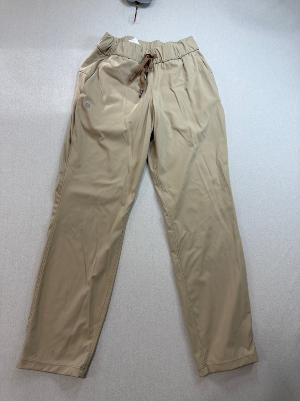 Relaxed Drawstring Track Pants in Khaki